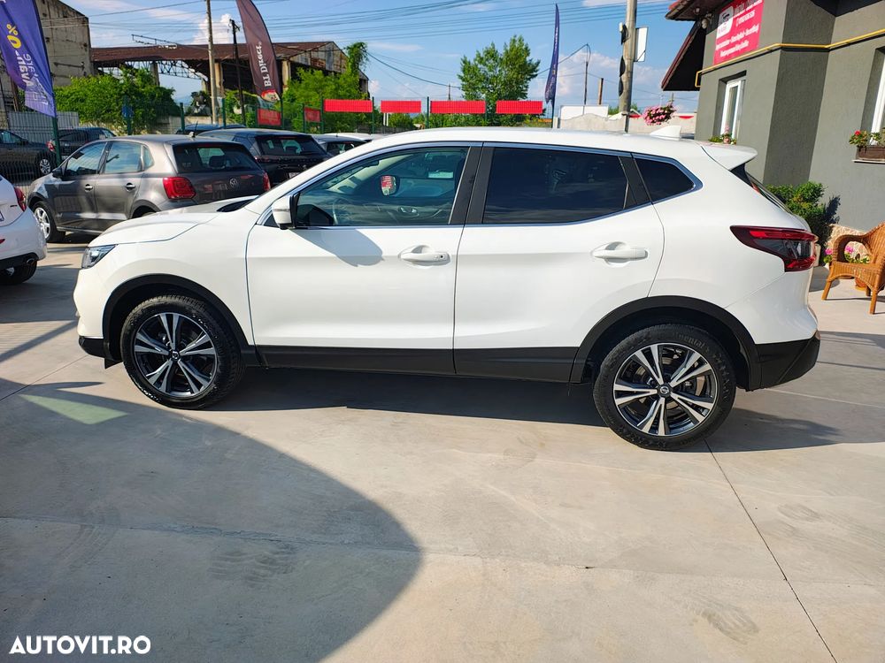 Nissan Qashqai 1.3 DIG-T N-CONNECTA - 16