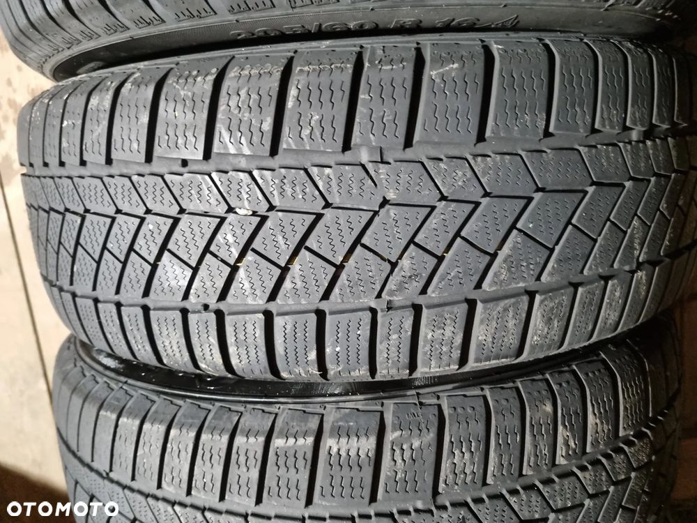 Opony Continental ContiWinterContact TS 830P 205/60R16 5,5/4,5mm,na sezon - 4