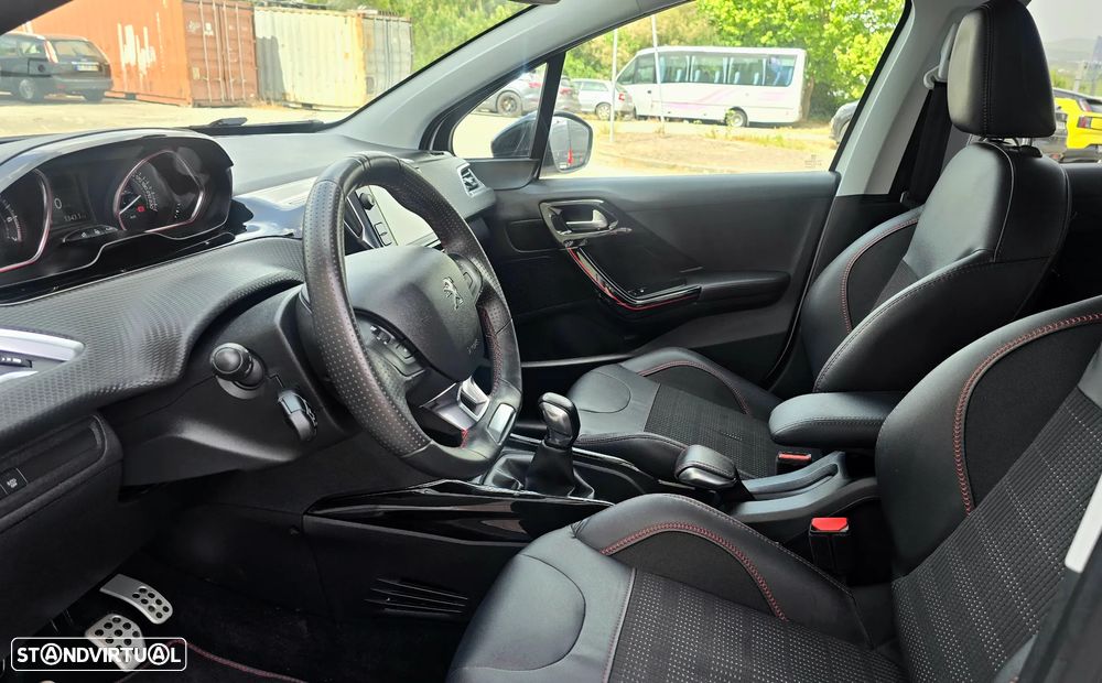 Peugeot 2008 PureTech 110 Stop&Start GT-Line Edition - 9