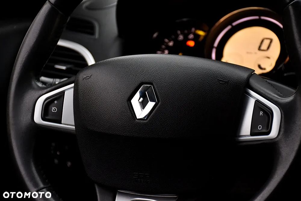 Renault Megane 1.6 16V 110 Dynamique - 21