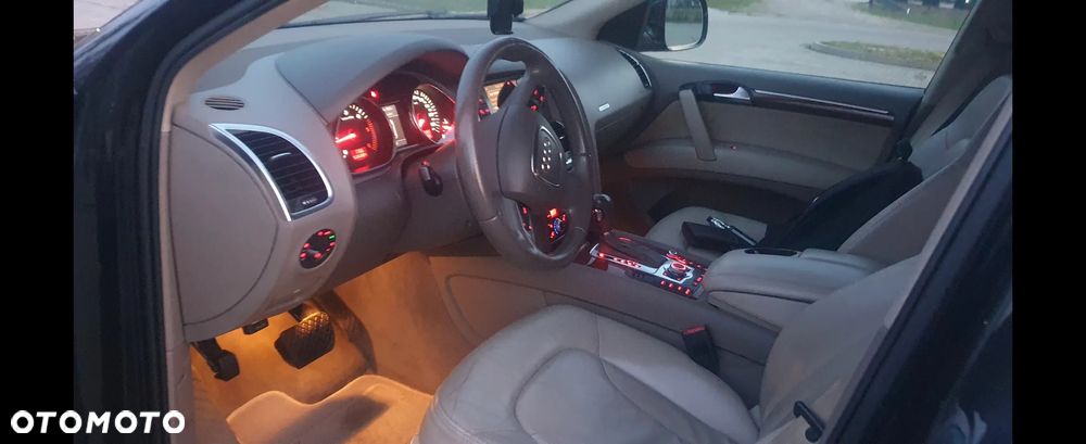 Audi Q7 3.0 TDI Quattro Tiptronic - 9