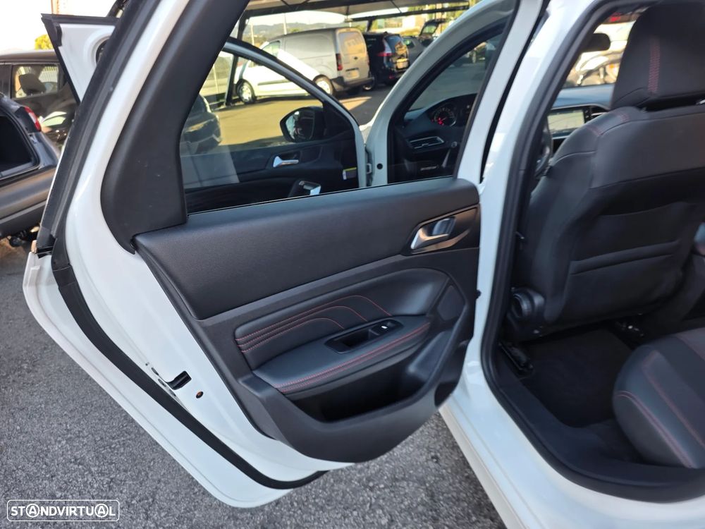 Peugeot 308 SW 1.5 BlueHDi GT Line EAT8 - 19