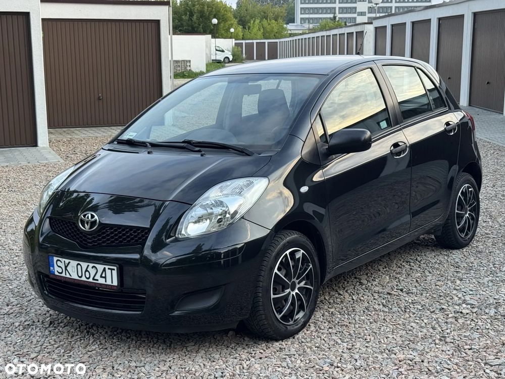 Toyota Yaris - 13