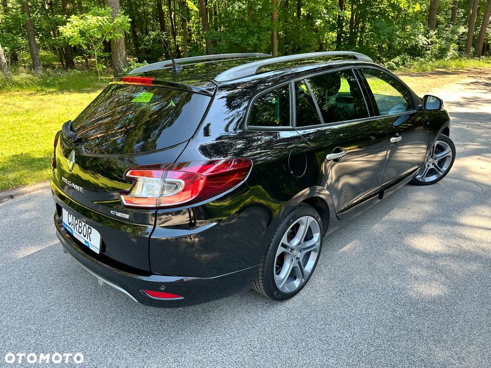 Renault Megane TCe 180 GT - 13