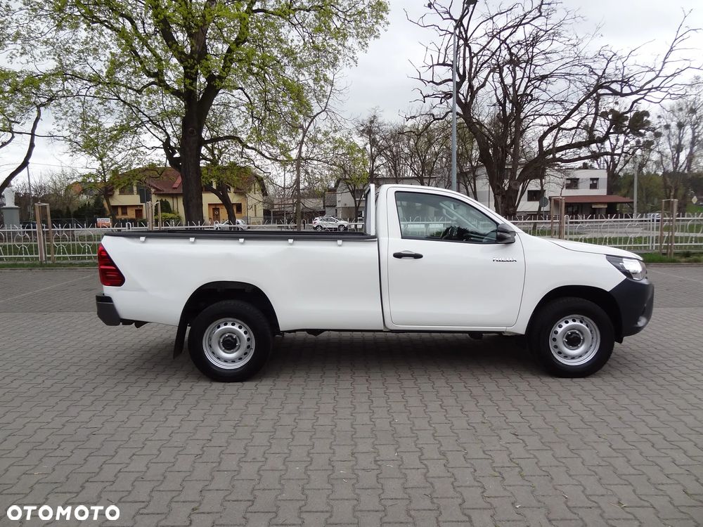 Toyota Hilux 2.4 D-4D Single Cab DLX 4x4 - 8