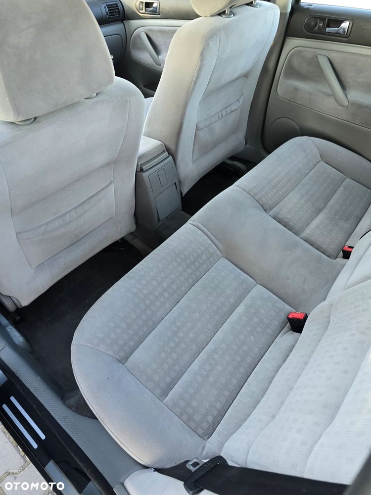 Volkswagen Passat 2.0 Comfortline - 8