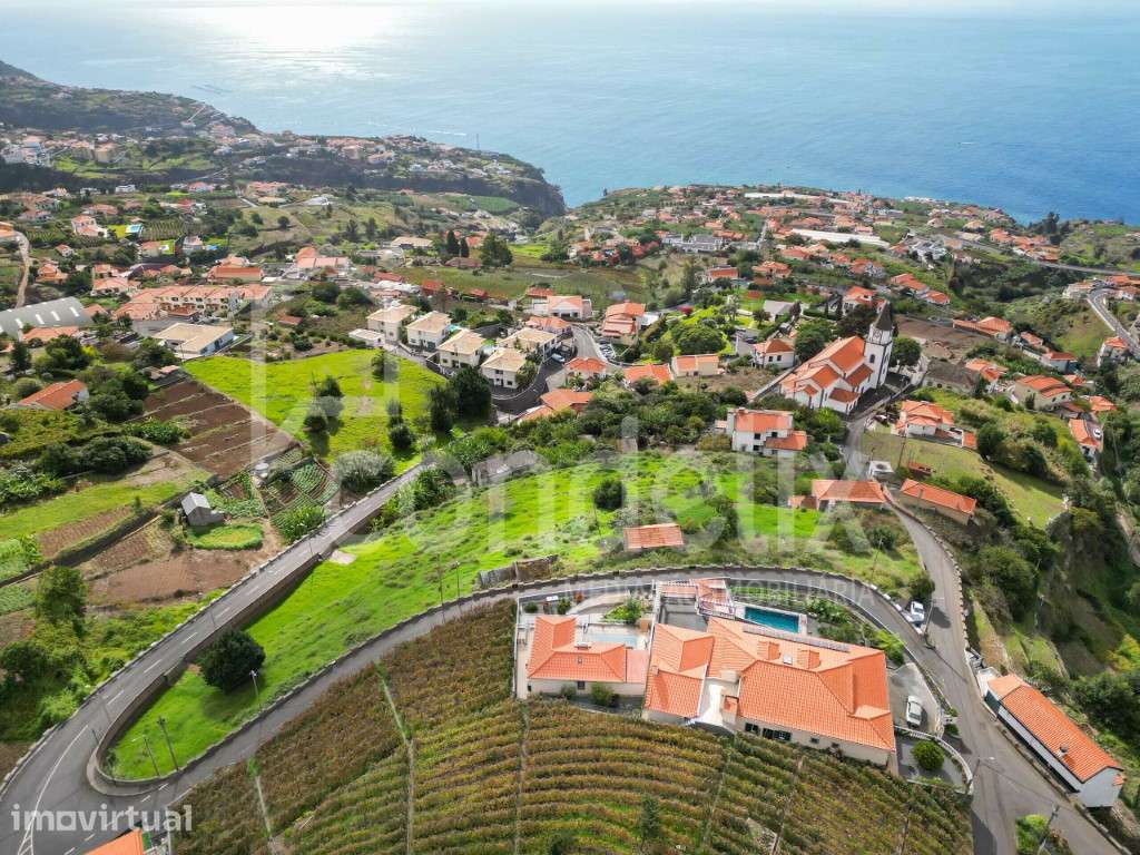 Oportunidade: Terreno de 6.172 m² com Potencial Turístico e Residen... - Grande imagem: 4/36