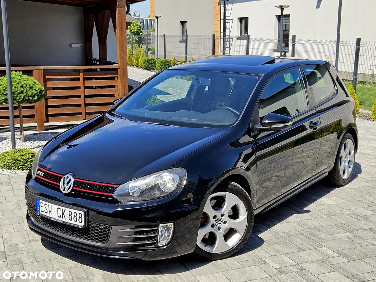 Volkswagen Golf VI 2.0 TSI GTI - 3