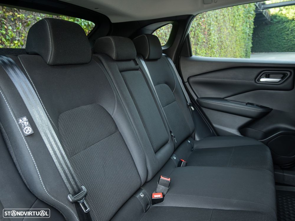 Nissan Qashqai 1.3 DIG-T Acenta Xtronic - 26