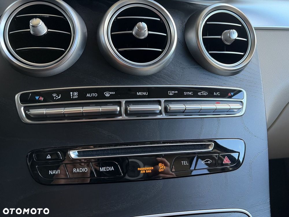 Mercedes-Benz GLC 300 4-Matic - 26