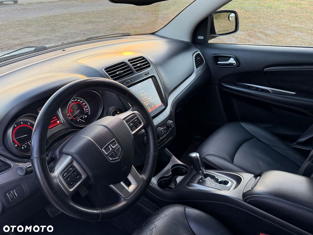 Dodge Journey - 10