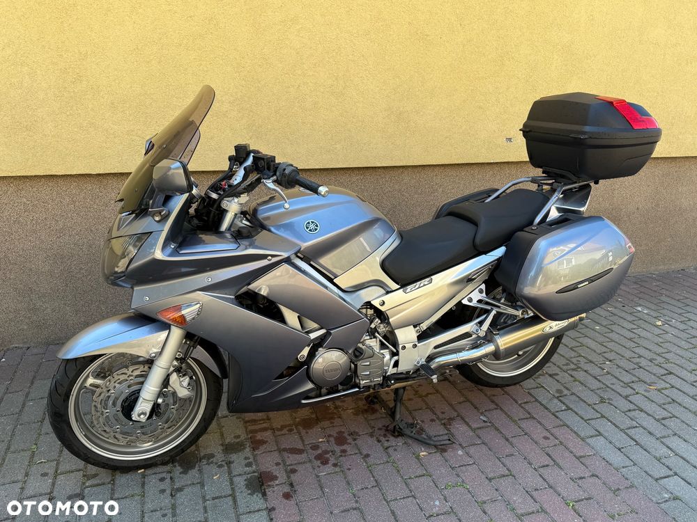 Yamaha FJR - 18