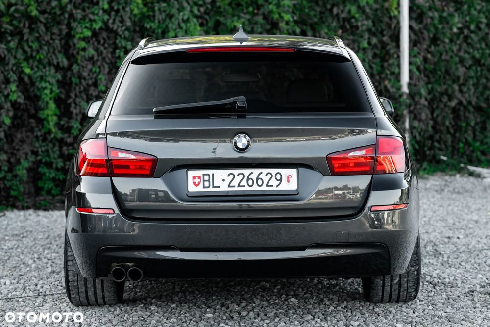 BMW Seria 5 530d xDrive Sport-Aut - 12