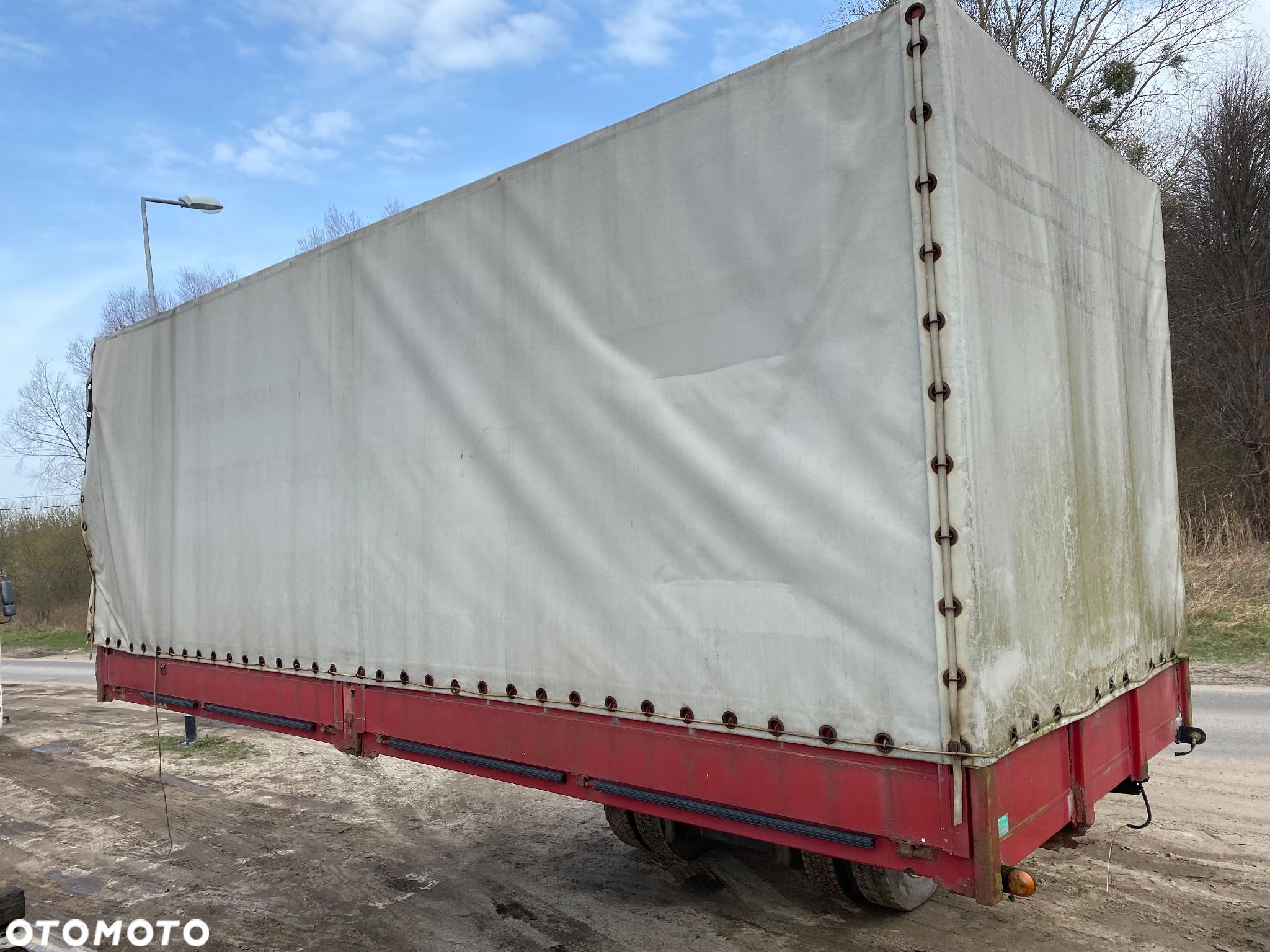 Zabudowa plandeka 6,45 m dach suwany MAN Mercedes DAF IVECO - 1