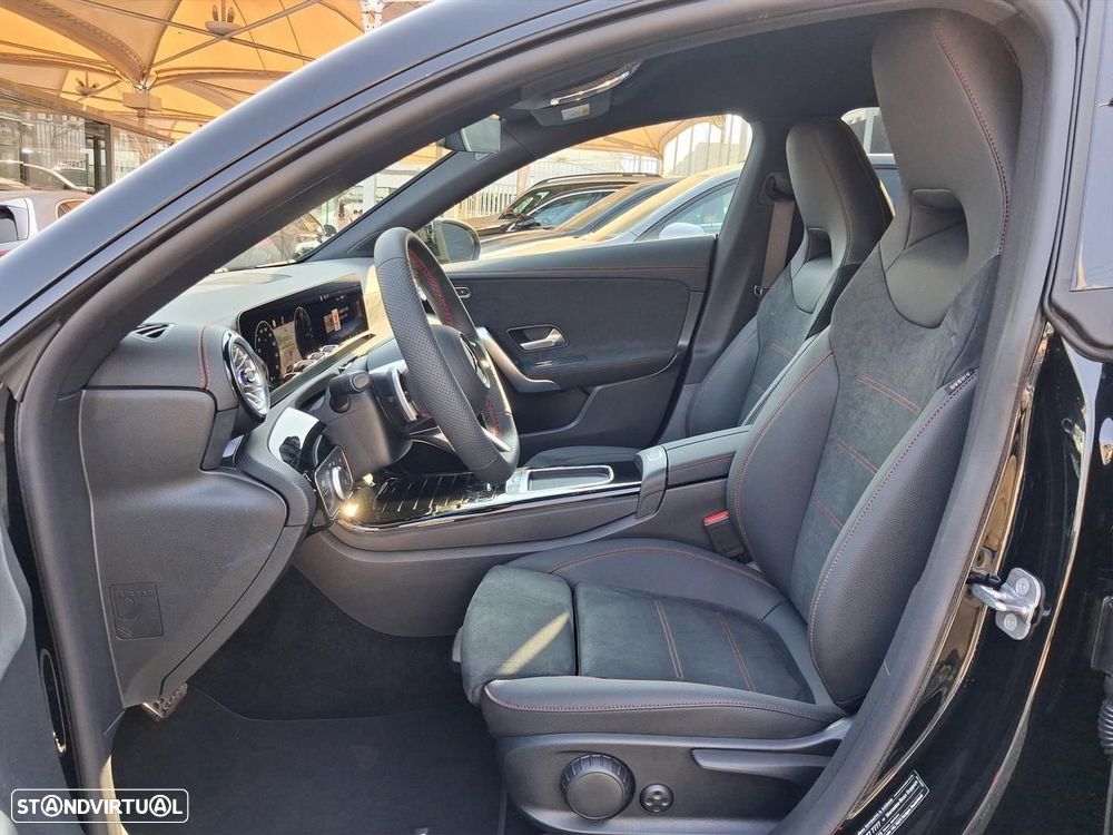 Mercedes-Benz CLA 250 e Shooting Brake AMG Line - 10