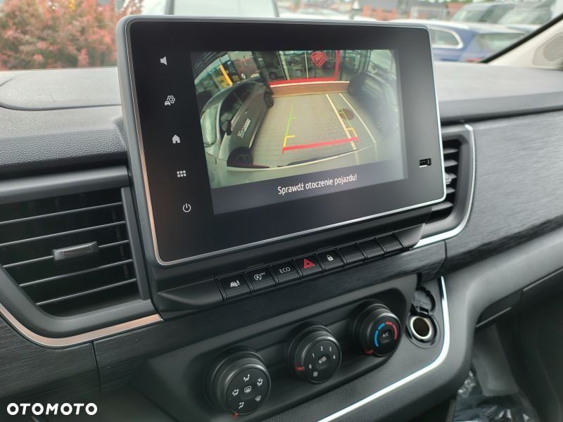 Renault Trafic - 10
