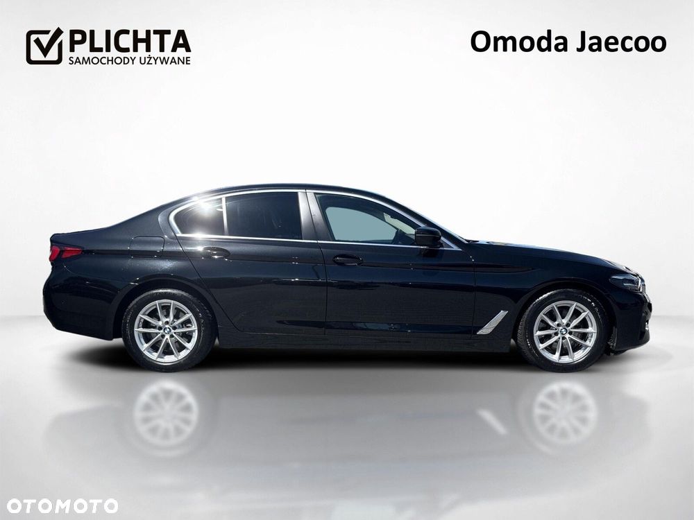 BMW Seria 5 520d mHEV - 7