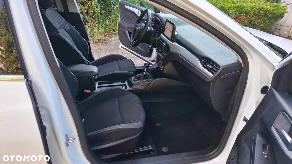 Ford Focus - 14