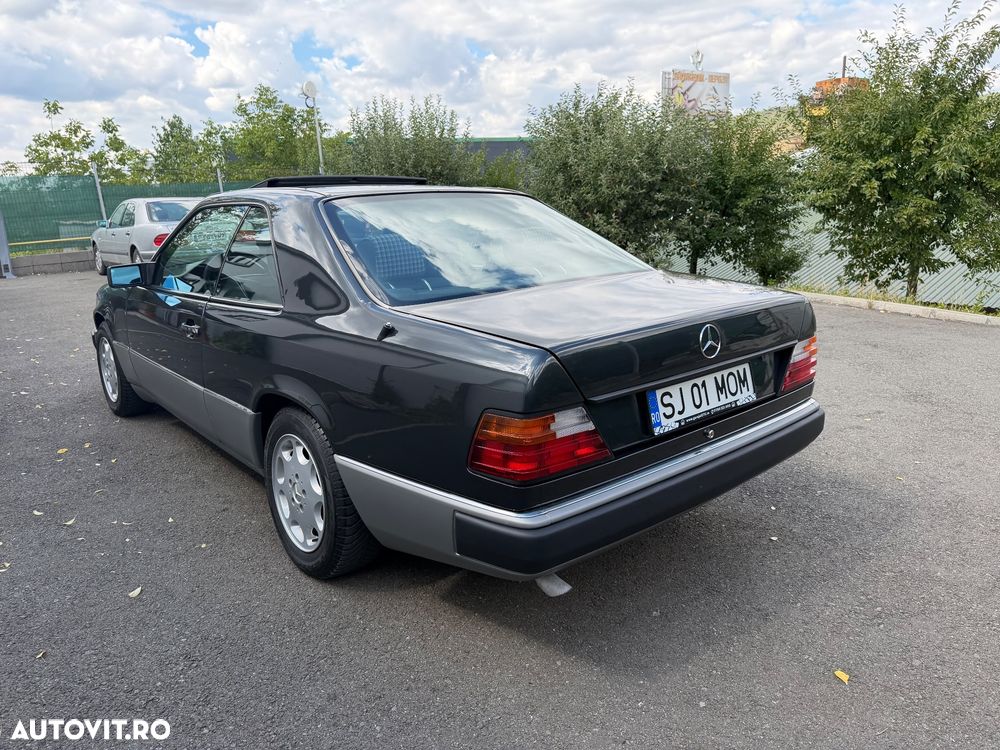 Mercedes-Benz W124 - 4