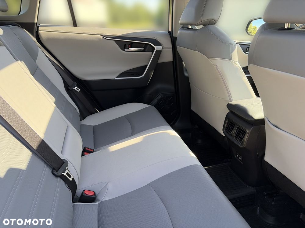 Toyota RAV4 2.5 Hybrid Executive 4x4 - 13