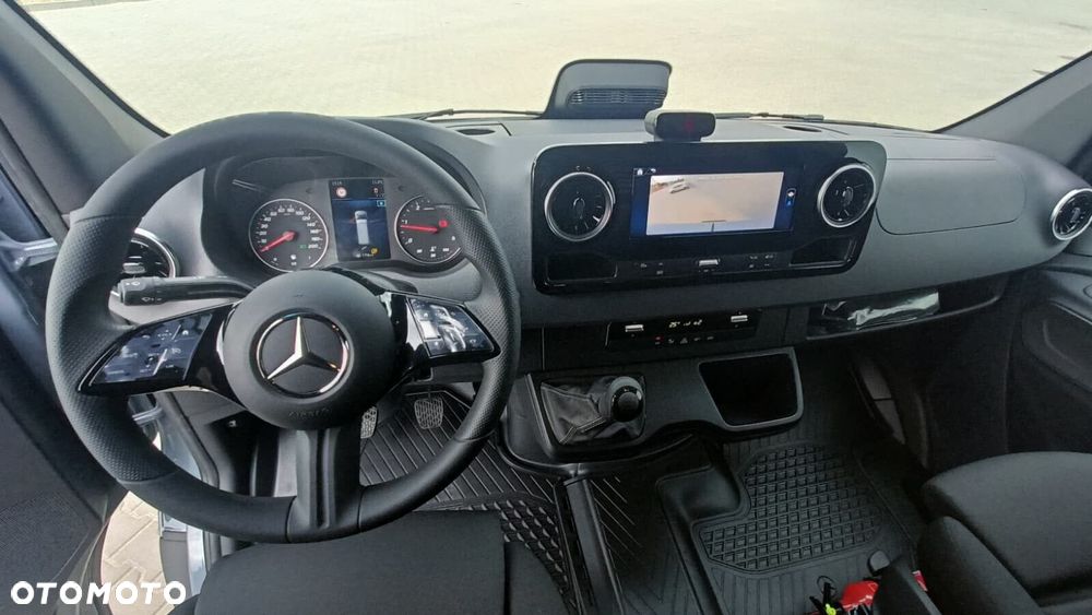 Mercedes-Benz Sprinter 317 CDI fotele 1+1 - 13