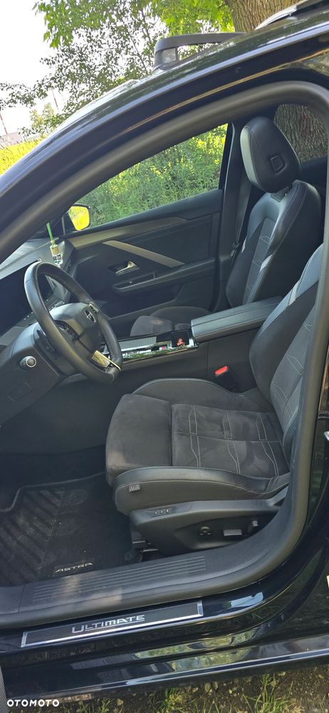 Opel Astra 1.2 T Ultimate S&S - 11