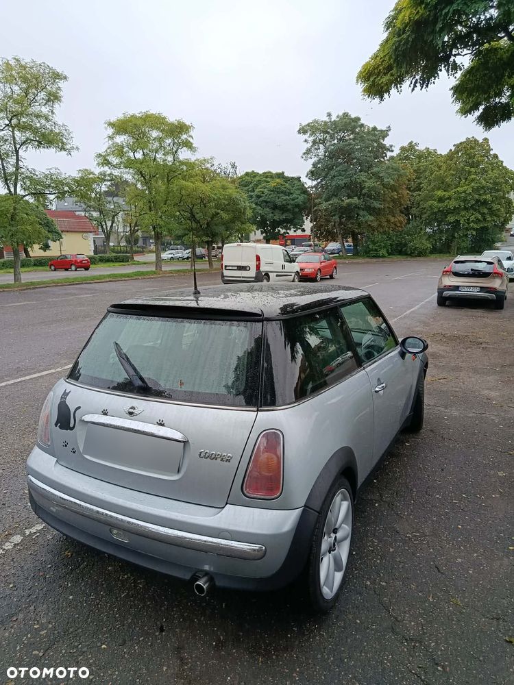 MINI Cooper Standard - 17