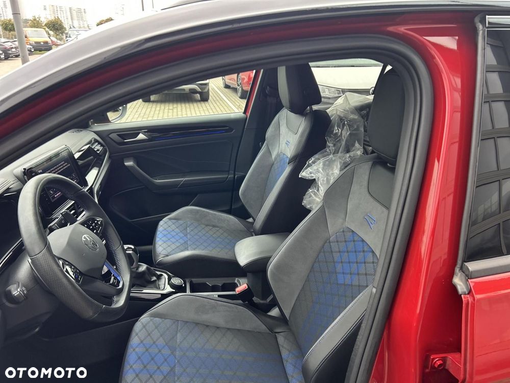 Volkswagen T-Roc - 11