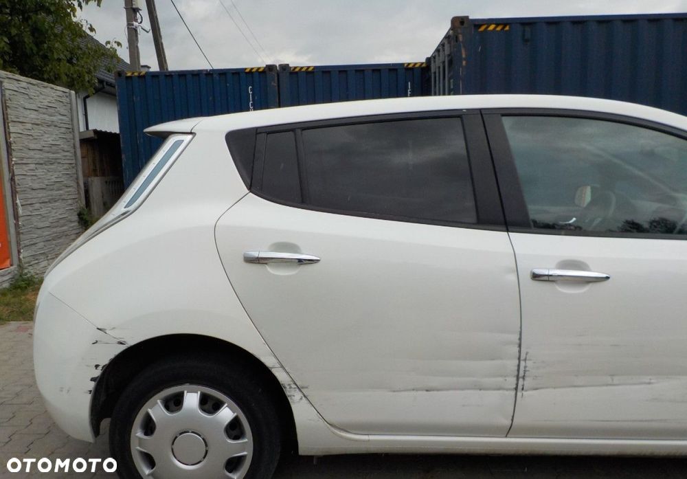 Nissan Leaf - 10
