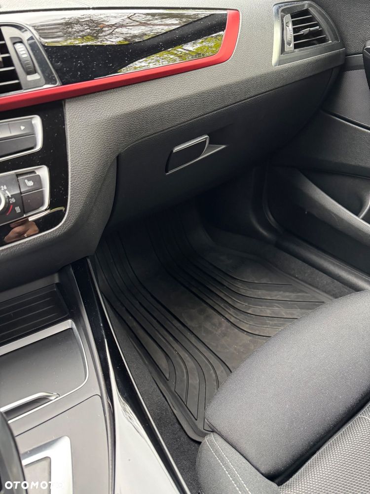 BMW Seria 1 118i - 12