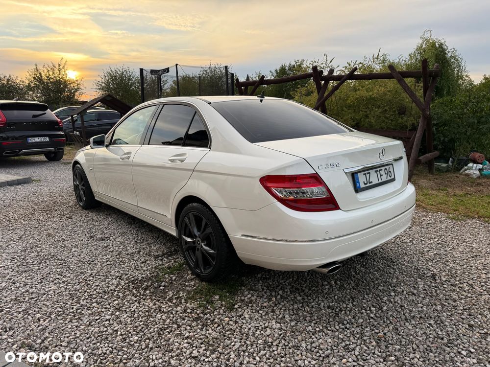 Mercedes-Benz Klasa C 250 CDI Avantgarde Edition - 11