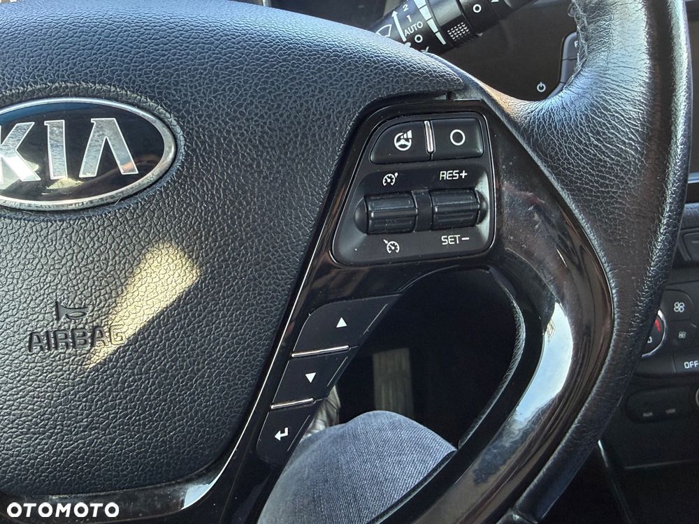 Kia Ceed 1.6 GDI DCT Vision - 29