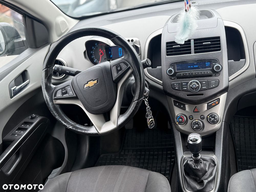 Chevrolet Aveo 1.6 LTZ S/S - 6