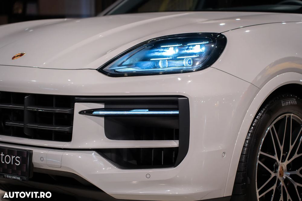 Porsche Cayenne Coupe Standard - 13