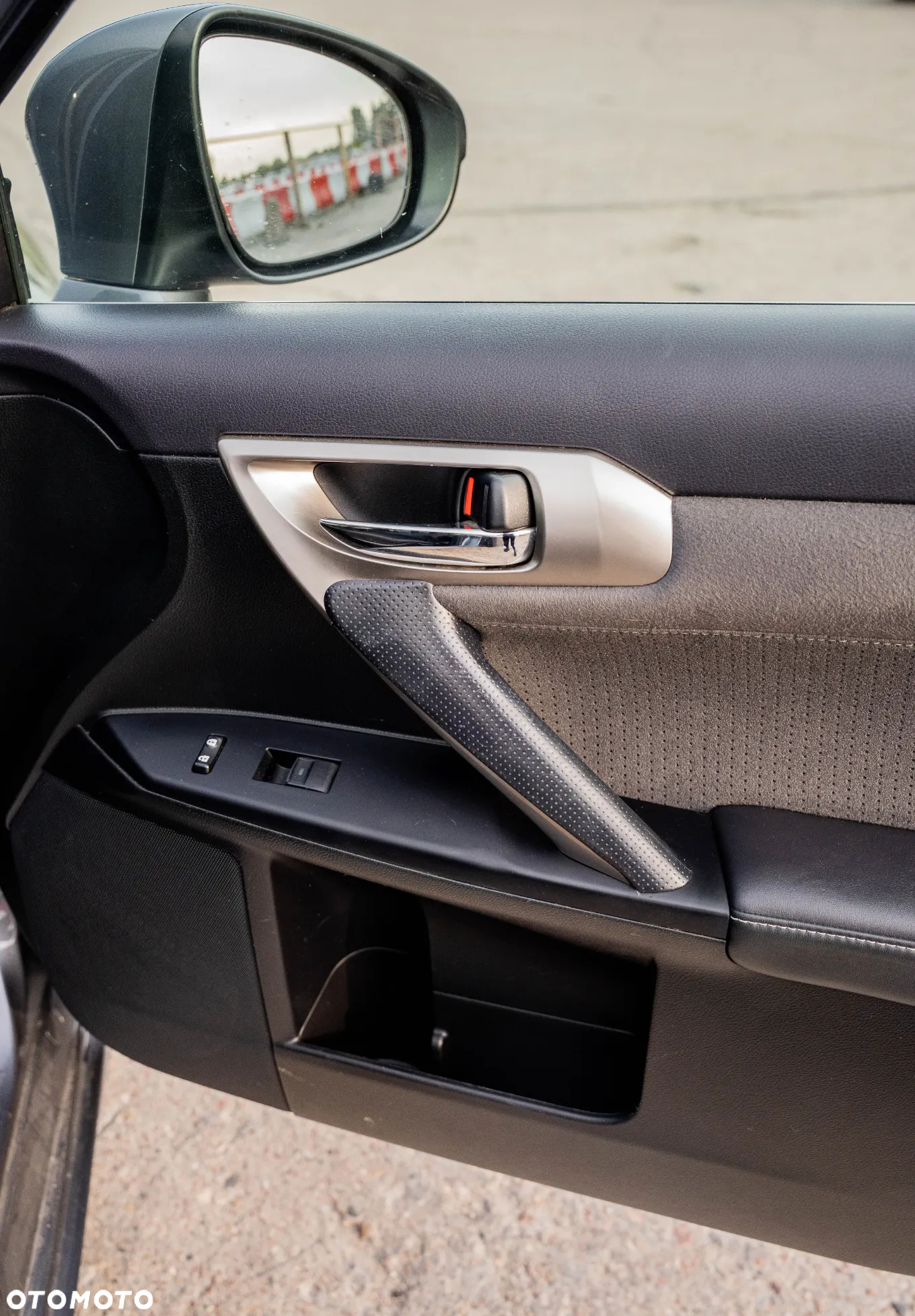 Lexus CT 200h Business Edition - 16