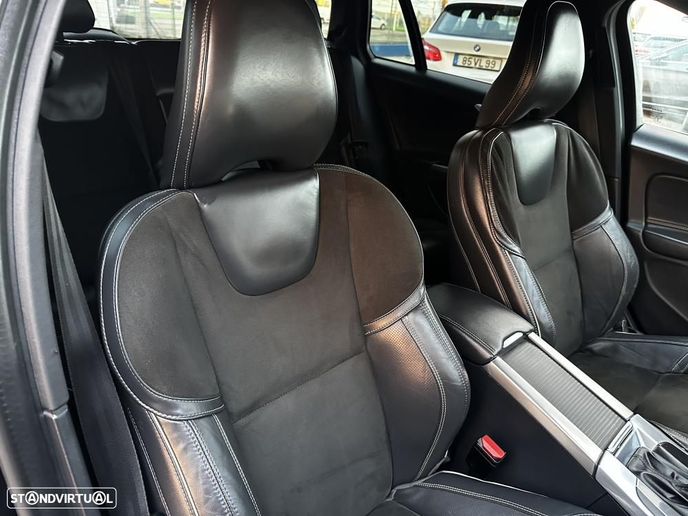 Volvo V60 2.4 D6 R-Design AWD Phev - 39