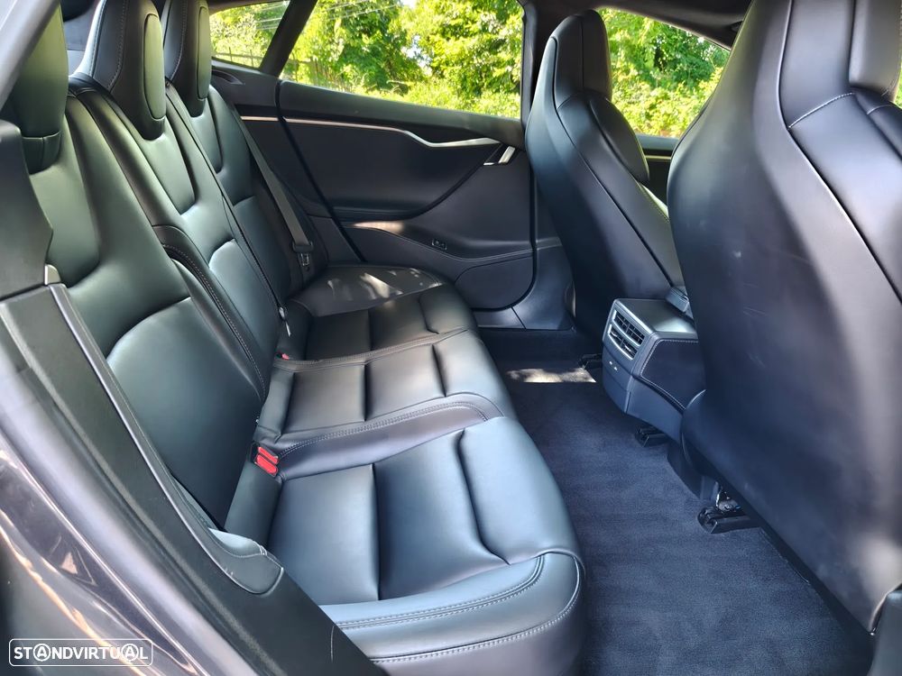 Tesla Model S 100D - 9