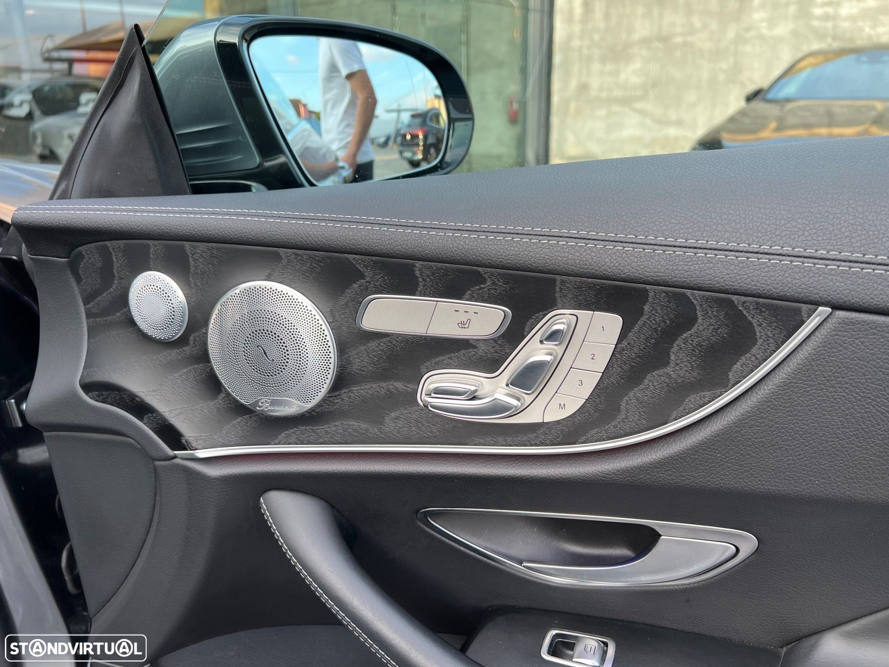 Mercedes-Benz E 220 d Coupe 9G-TRONIC AMG Line - 12