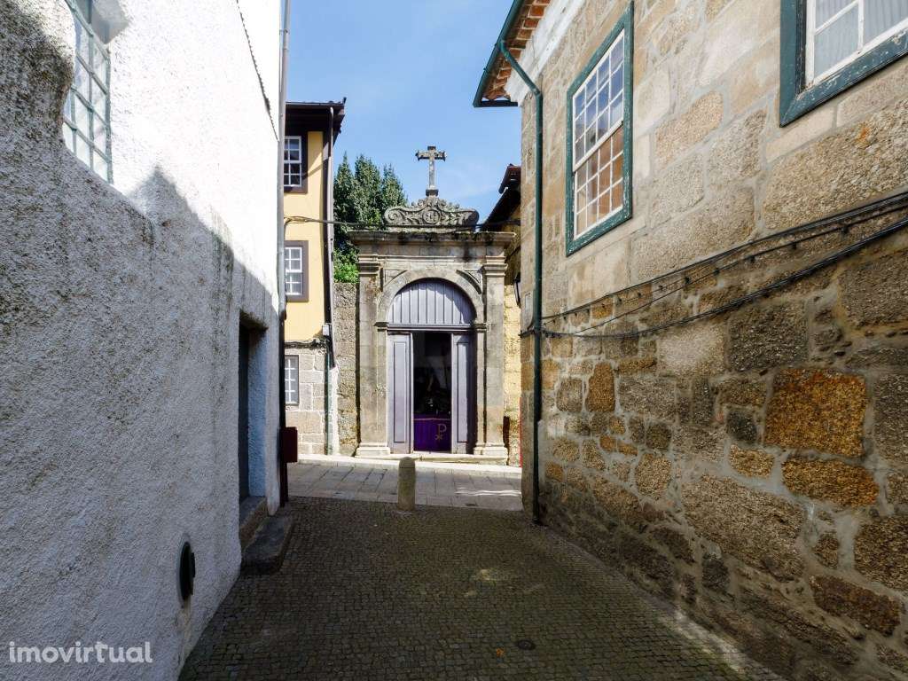 Prédio para Reabilitação no Centro Histórico de Guimarães - Grande imagem: 5/28