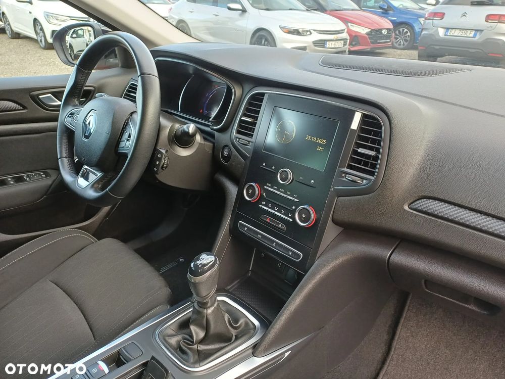 Renault Megane 1.3 TCe FAP Limited - 12