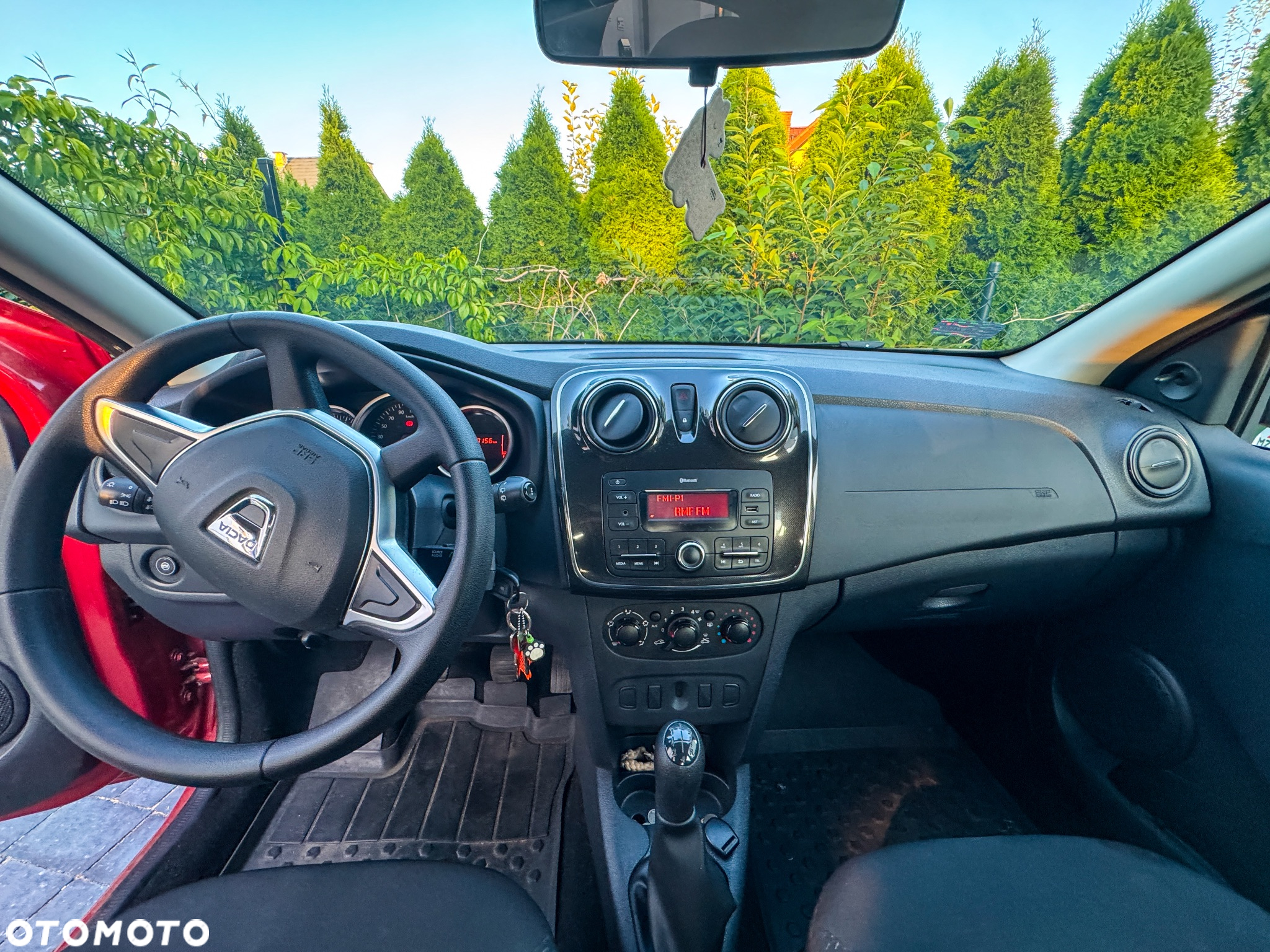 Dacia Sandero 1.2 16V Access EU6 - 6