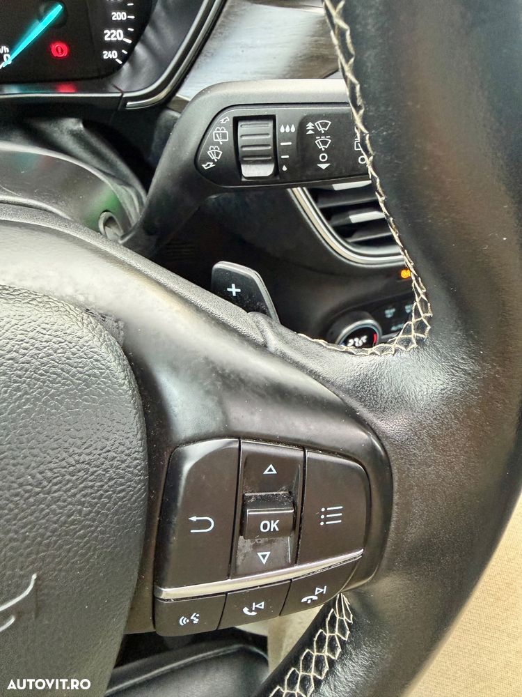 Ford Focus 2.0 EcoBlue Vignale - 13