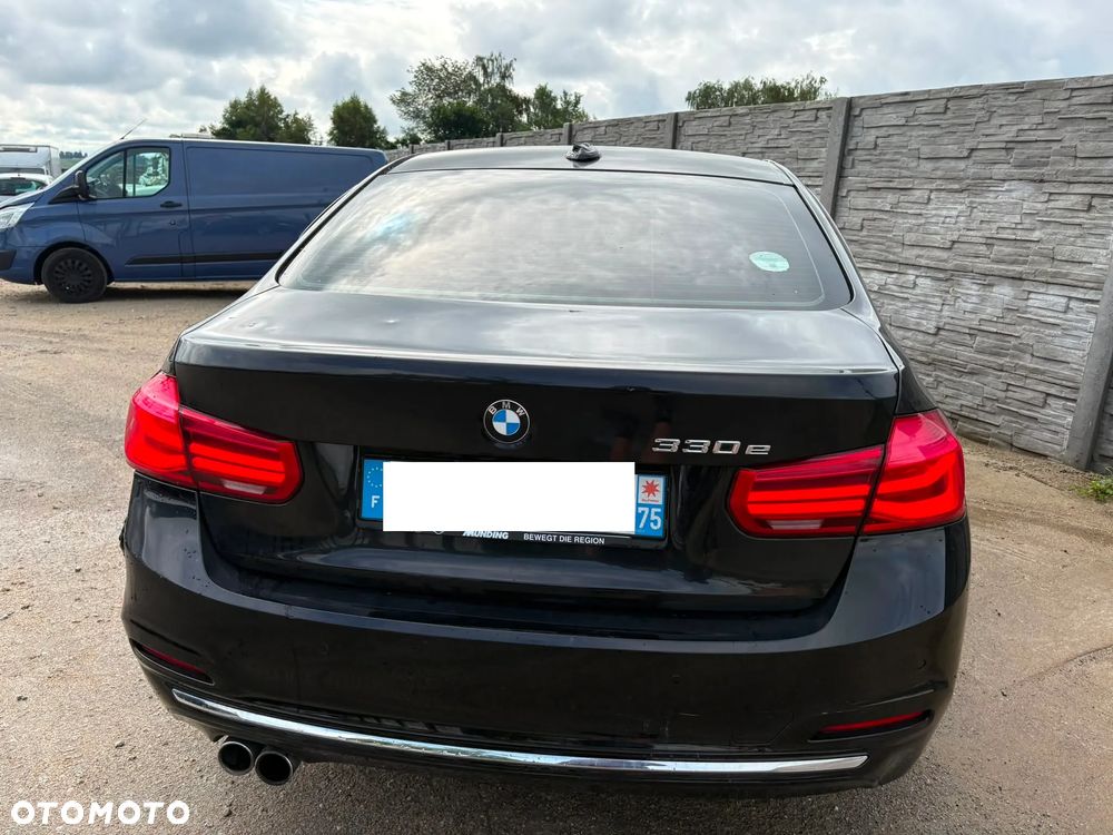 BMW Seria 3 330e iPerformance Sport Line - 20