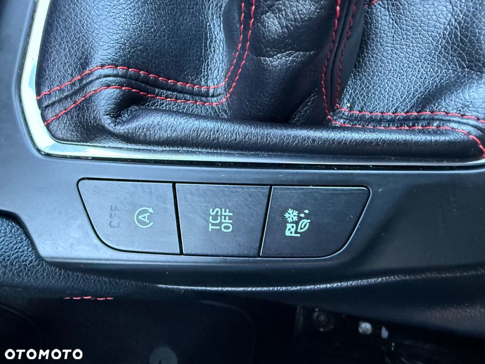 Ford Focus 1.5 EcoBoost STart-Stopp-System ST-LINE - 23