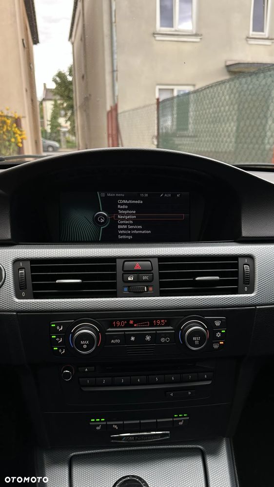 BMW Seria 3 320d - 16