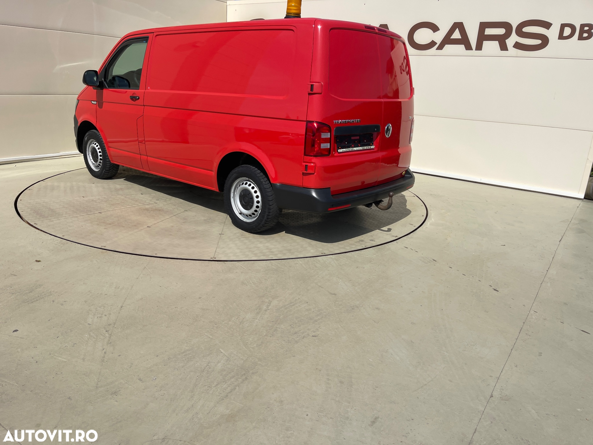Volkswagen Transporter 2.0TDI  USI SPATE - 10