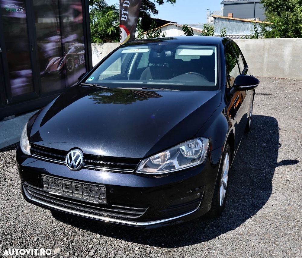 Volkswagen Golf 2.0 TDI BlueMotion Technology Lounge - 2