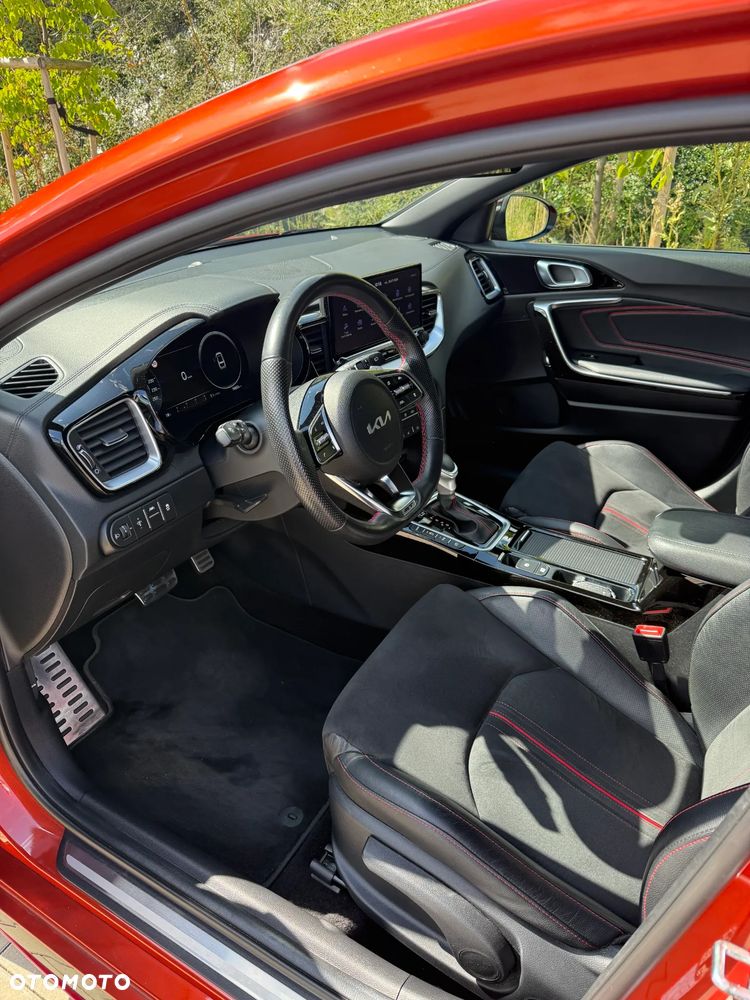 Kia ProCeed 1.6 T-GDI GT DCT - 6
