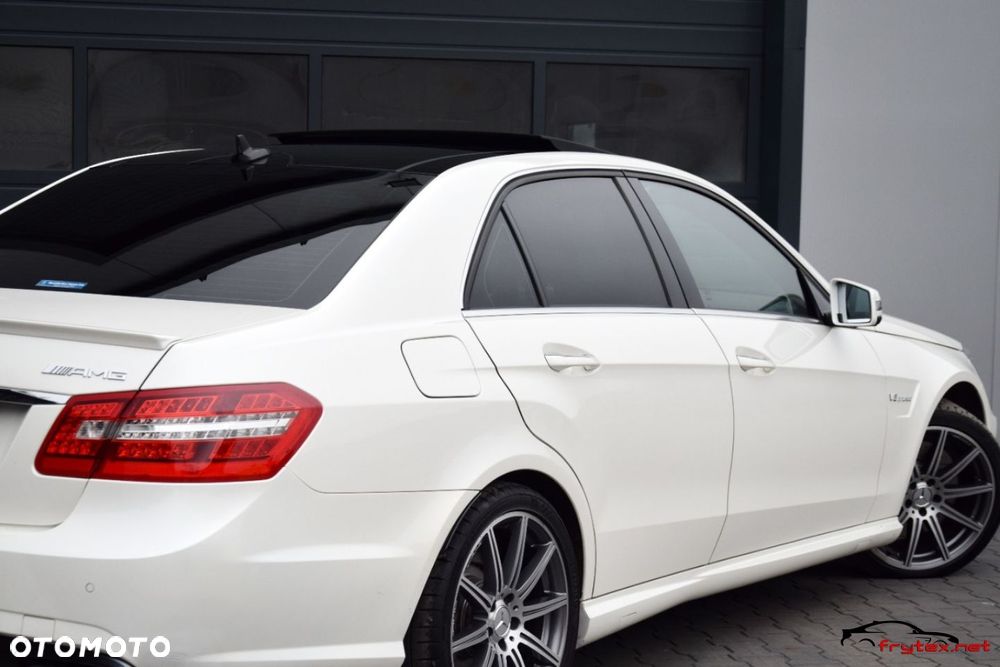 Mercedes-Benz Klasa E - 12