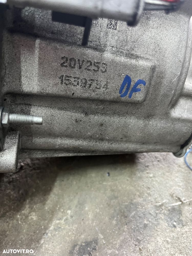 Cutie Viteze manuala 20V253 Peugeot 2008 1.5 hdi 2022 - 6